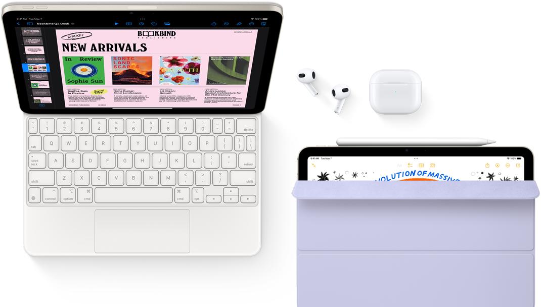 iPad Air fixé à un Magic Keyboard, avec AirPods Pro, Apple Pencil Pro et Smart Folio