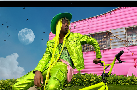 MacBook Air mettant en avant l’écran Liquid Retina